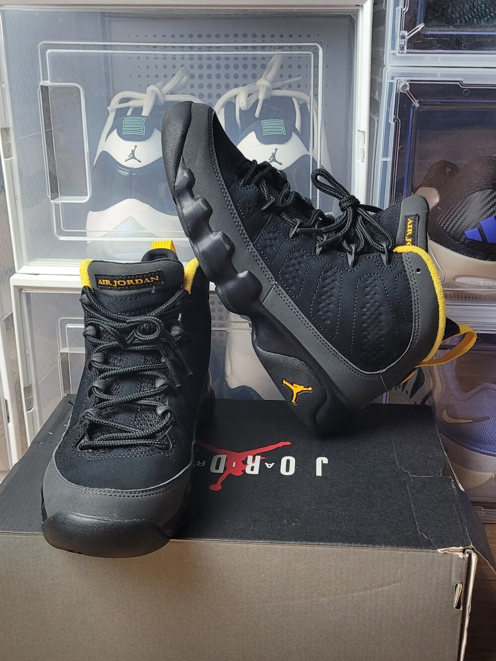 Nike Air Jordan 9 Retro Dark Charcoal University Gold Size 5.5 (2021)
